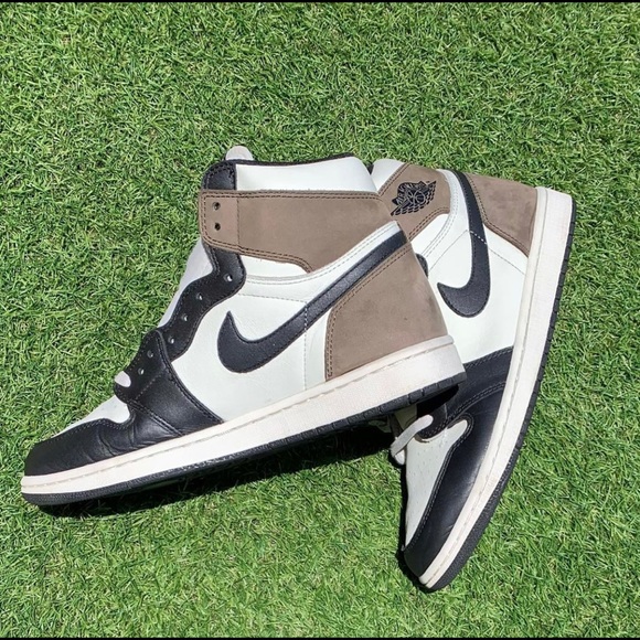Jordan 1 MOCHA